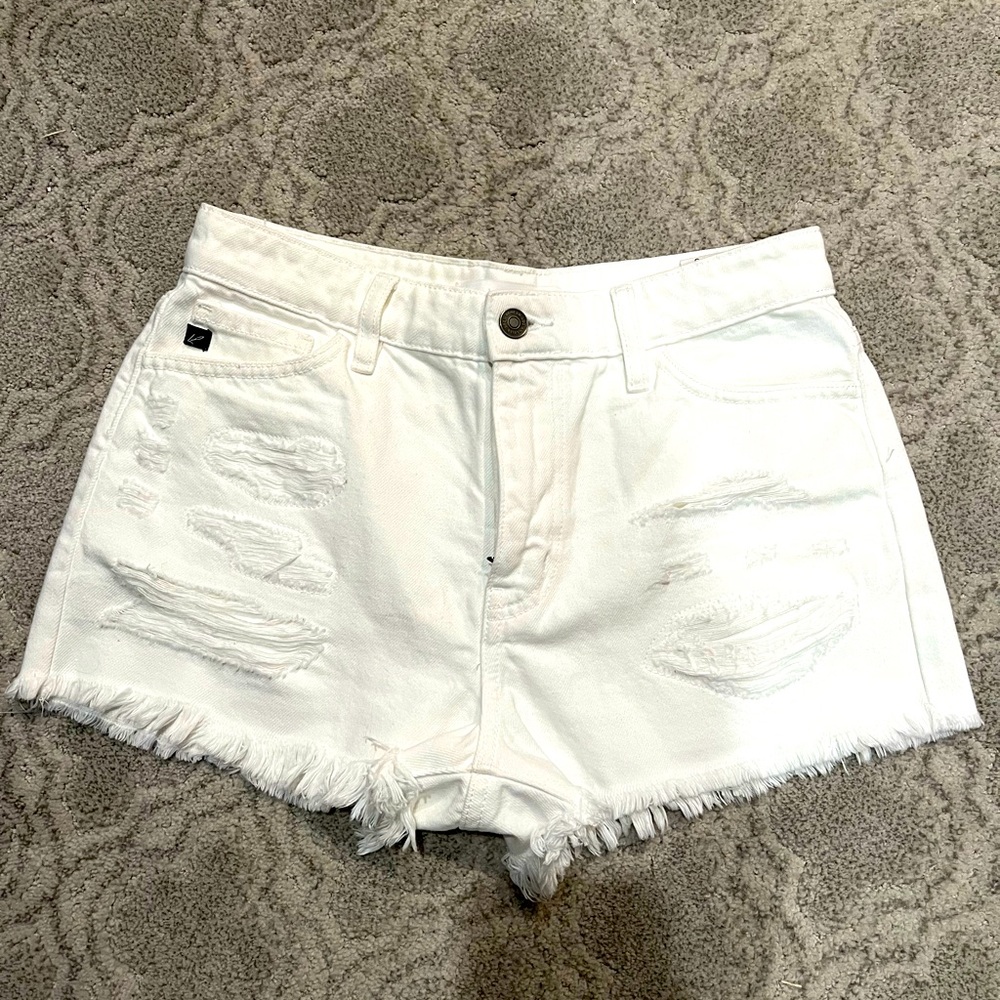 Kancan white shorts size small